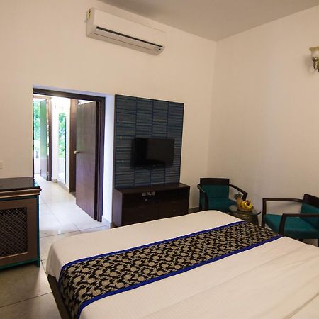 The Ten Suites Bhopal Eksteriør billede