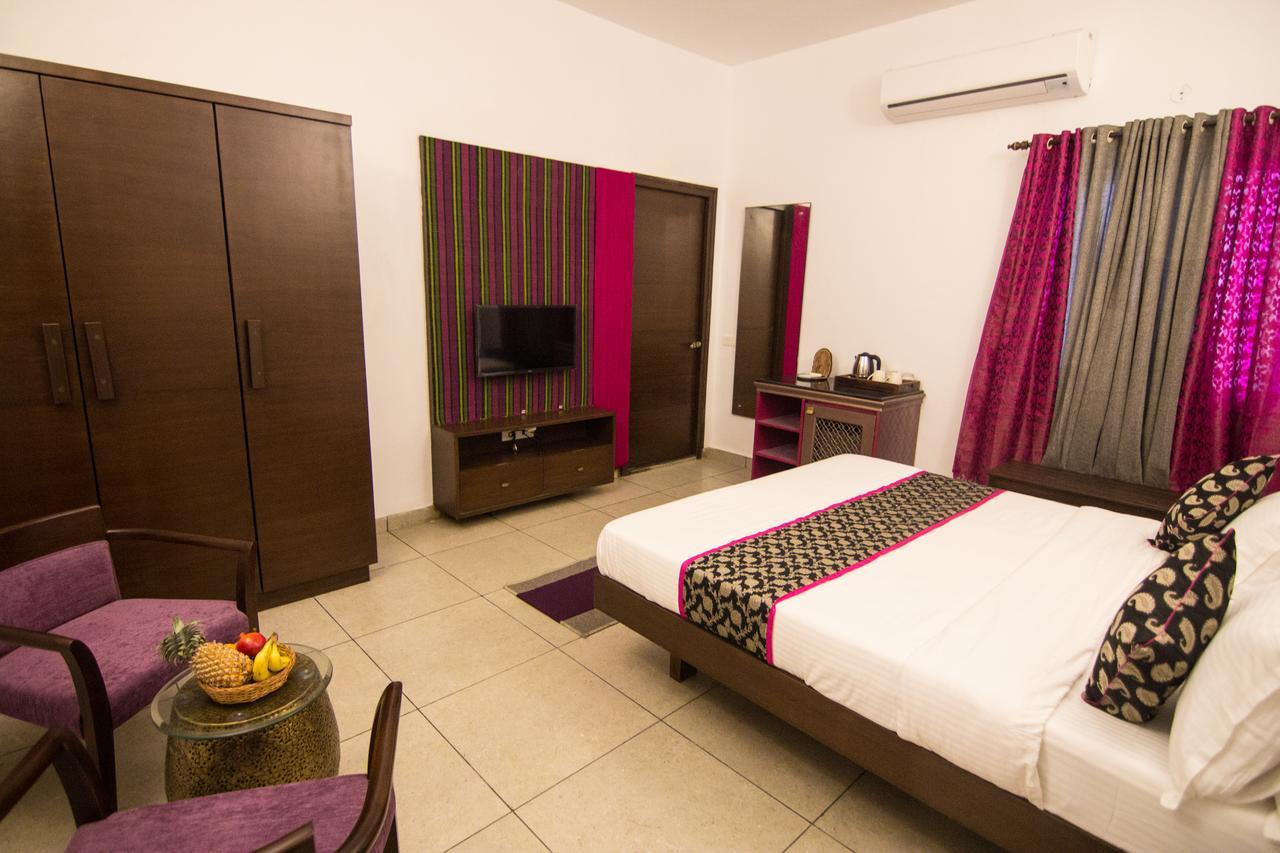 The Ten Suites Bhopal Eksteriør billede